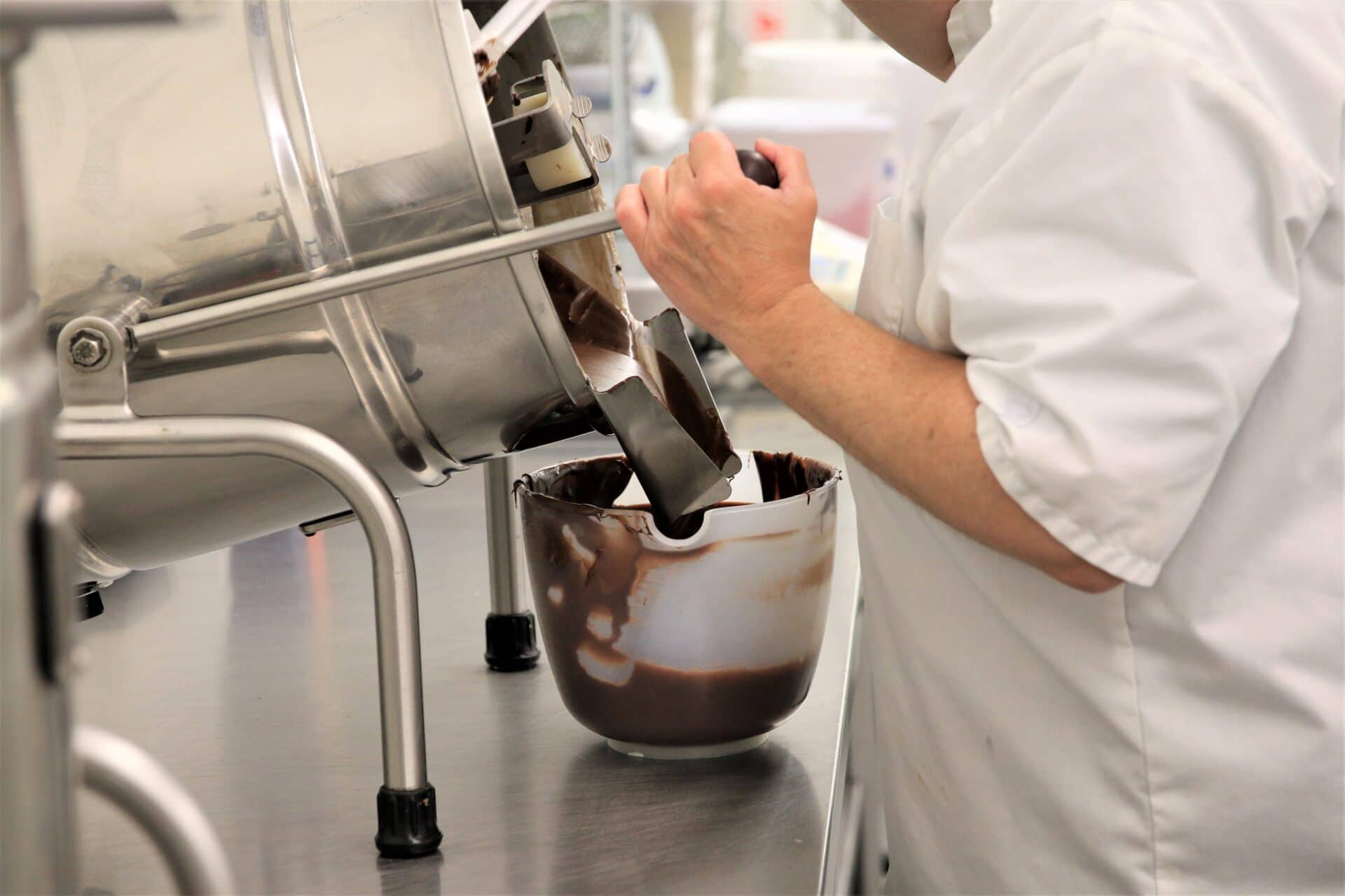 Walnut Grove Mercantile - Chocolate Fudge Making