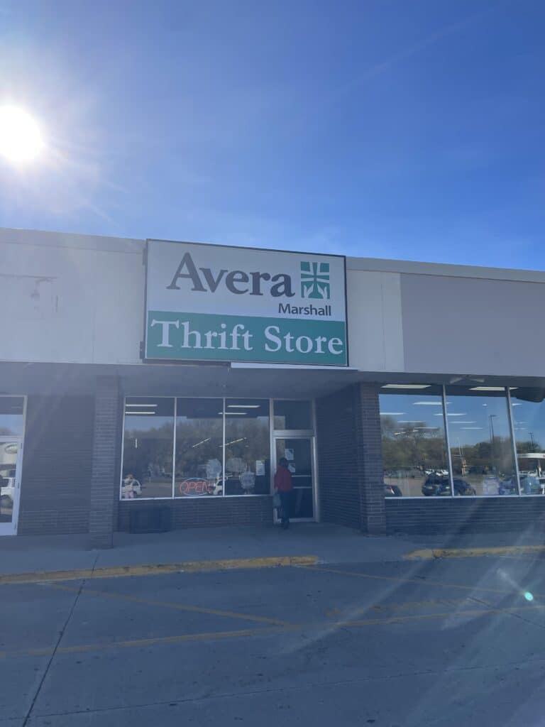 Avera Thrift Store Sign