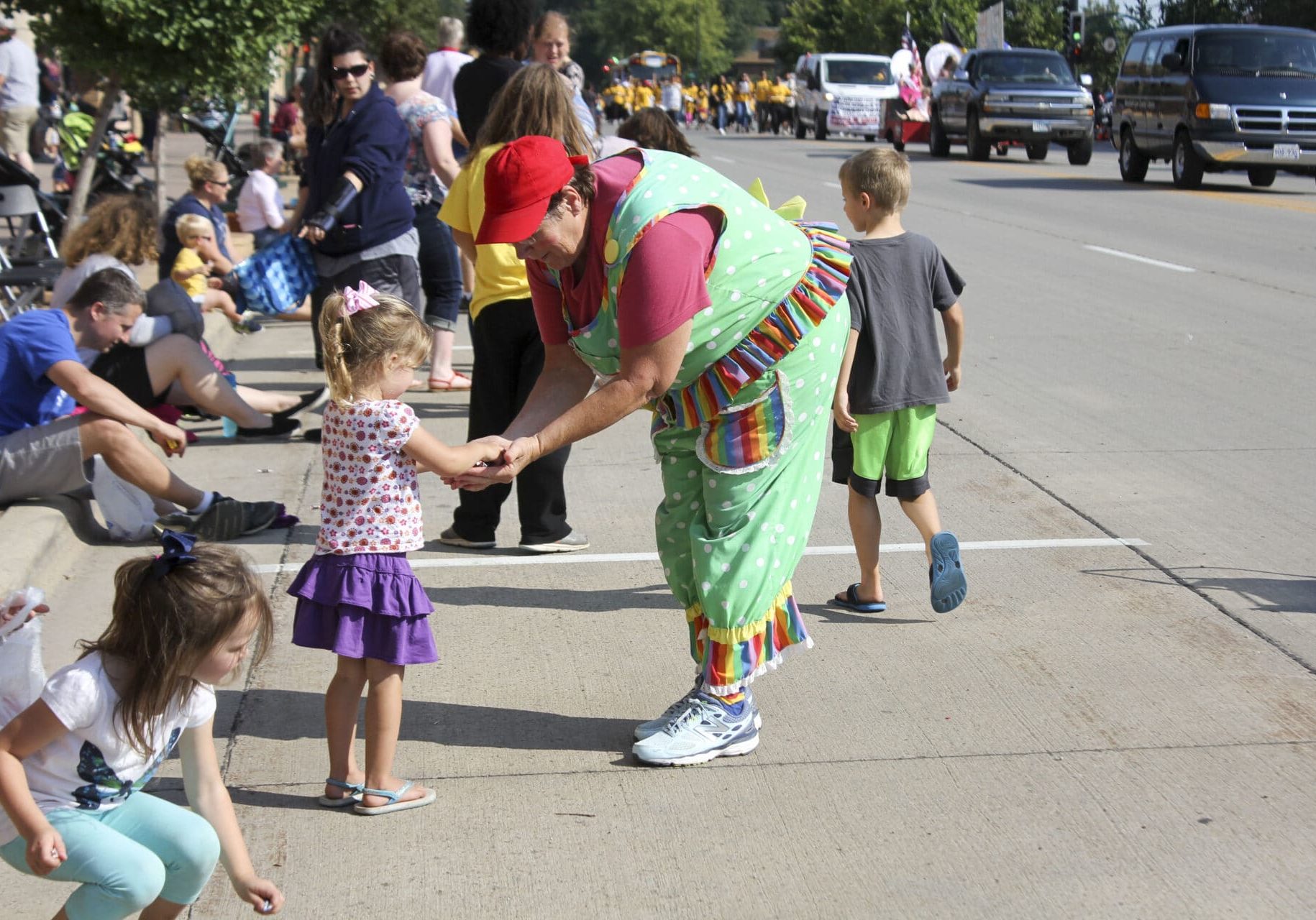 Sounds of Summer Parade - Clown with kid