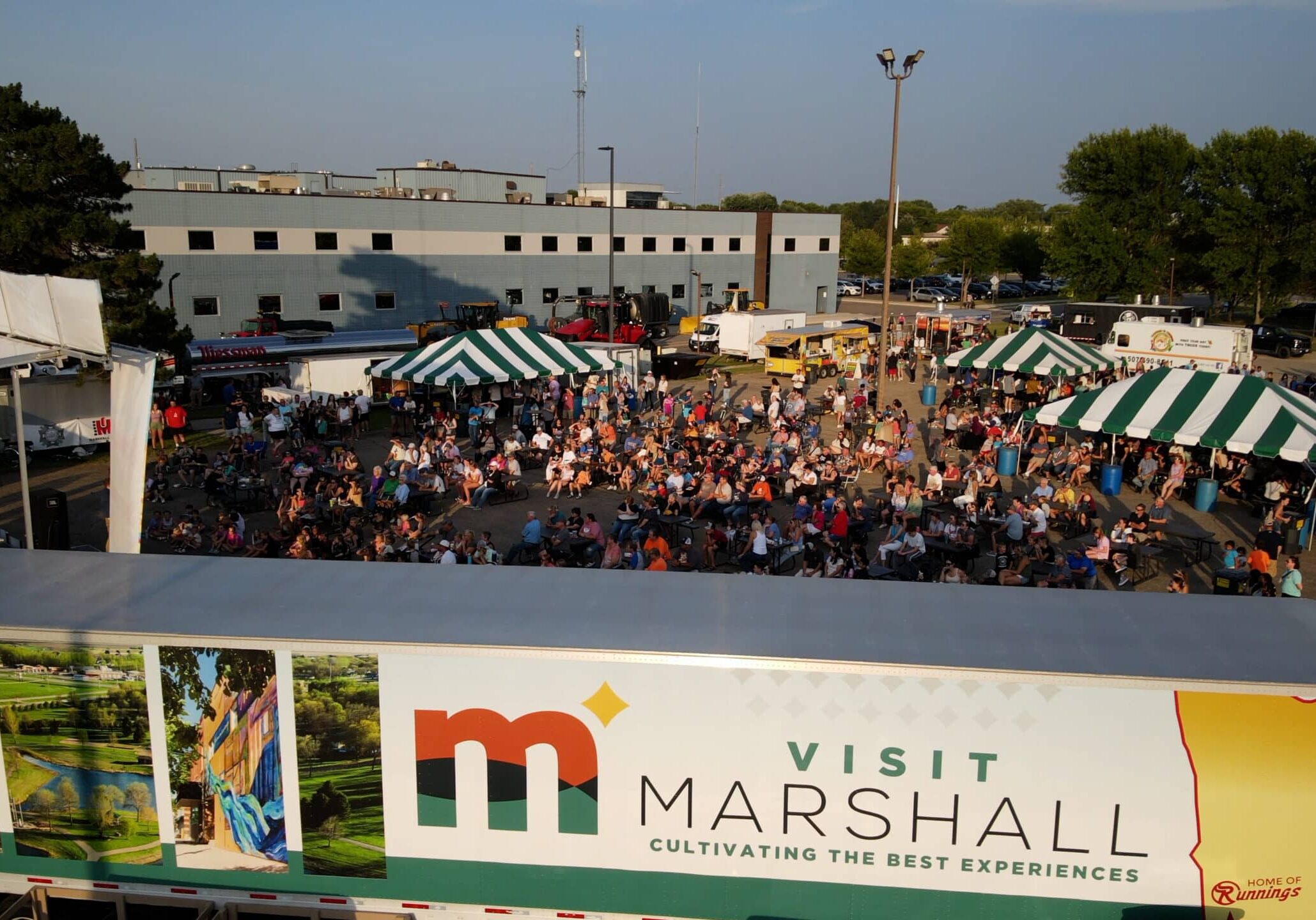 Visit Marshall Semi Crowd